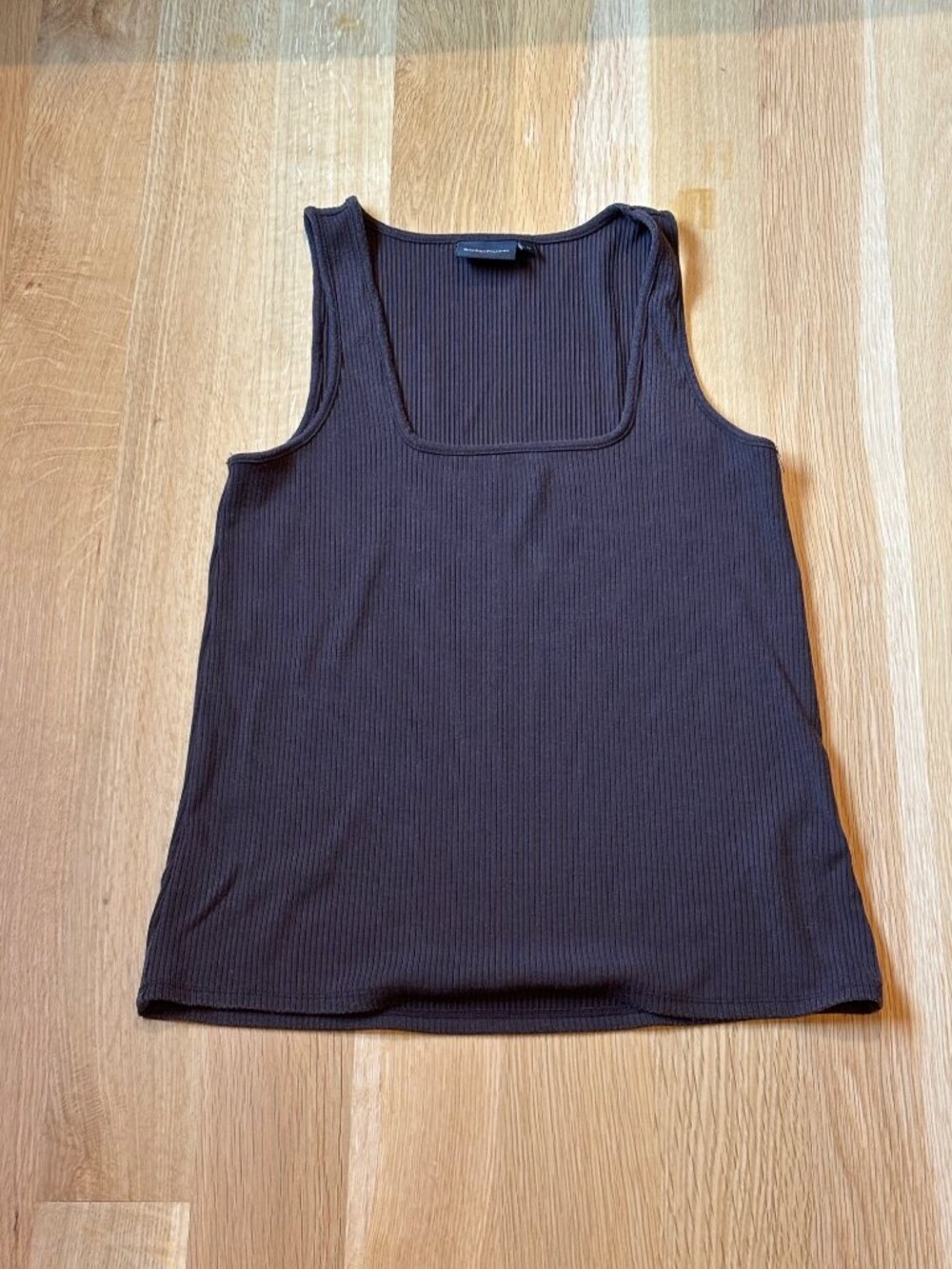 Richer Poorer Ribbed Brown Tank Top